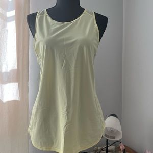 Yellow r shirt Lulu lemon